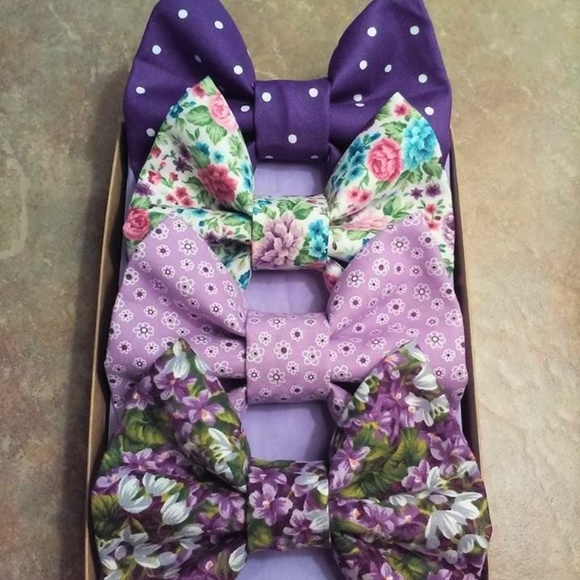 Motherhood Maternity Other - Purple Floral Bow Box